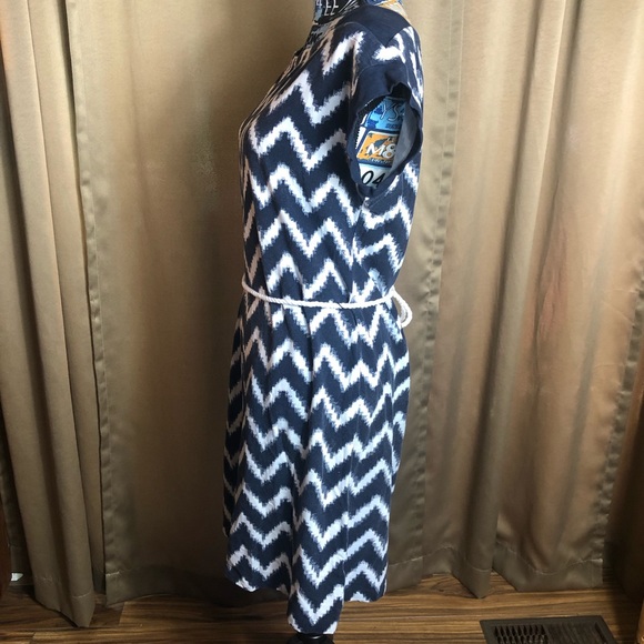 Tommy Hilfiger Short Sleeve Chevron Dress - Picture 10 of 16